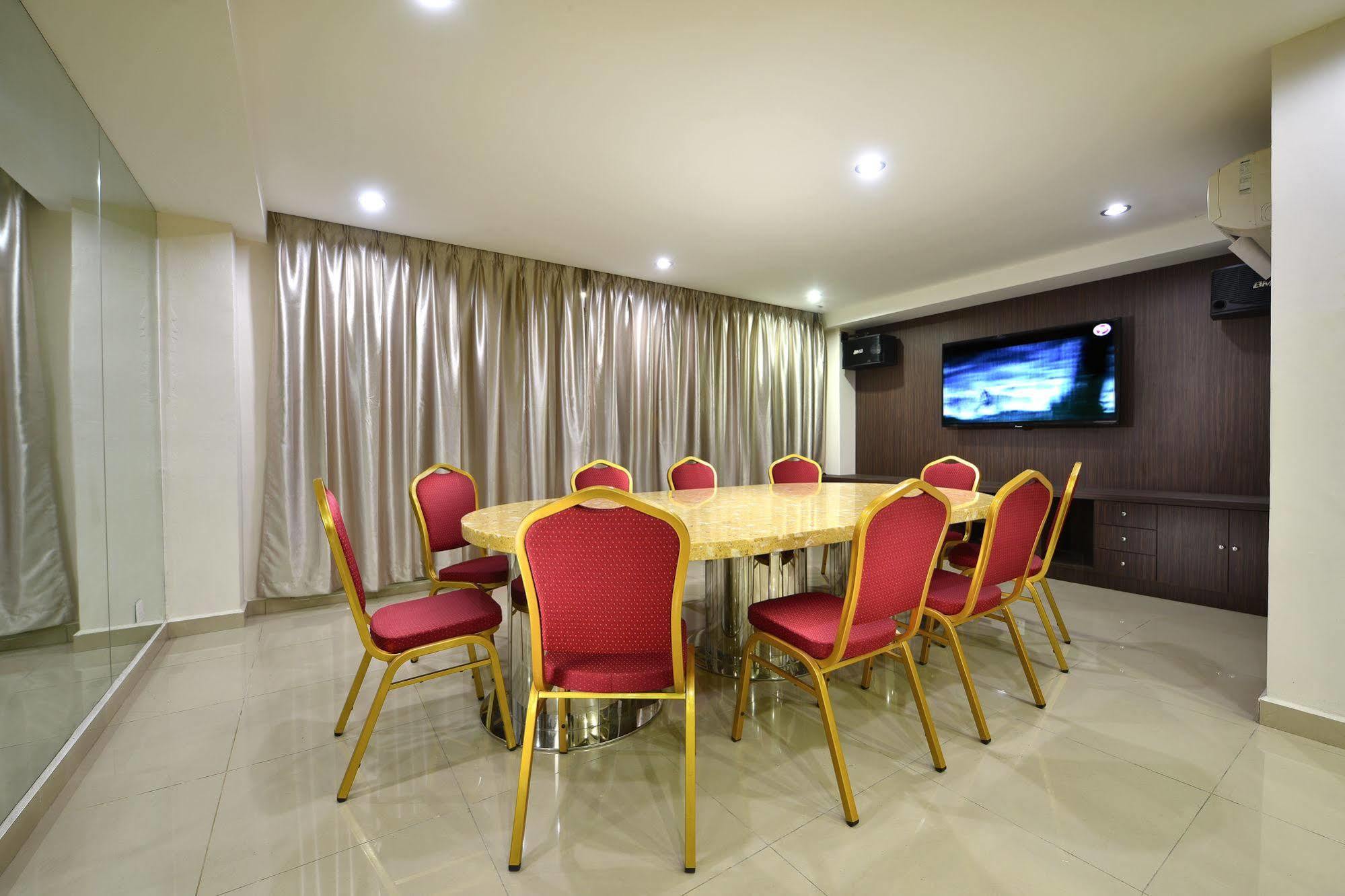 קואה Bahagia Hotel Langkawi מראה חיצוני תמונה